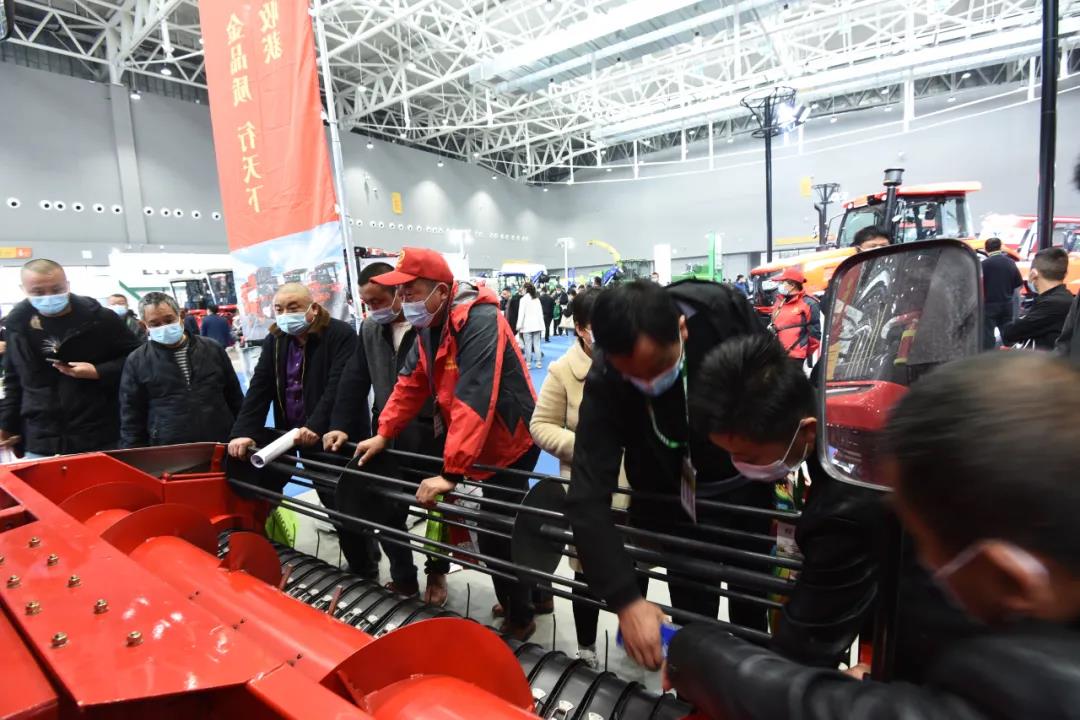 網(wǎng)聚農(nóng)機人的力量!鄭州中聯(lián)用戶俱樂部正式成立