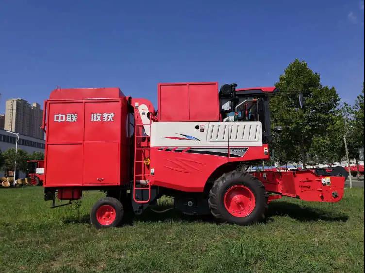 獨(dú)占鰲頭!鄭州中聯(lián)實(shí)力打造中國花生收獲機(jī)的“速度與激情”