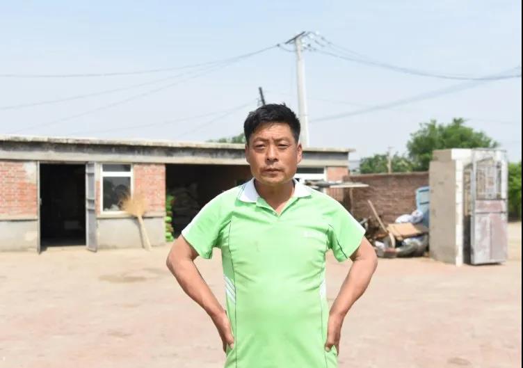 許文柱:中聯(lián)收獲花生機(jī)幫我解決了家里的經(jīng)濟(jì)危機(jī)